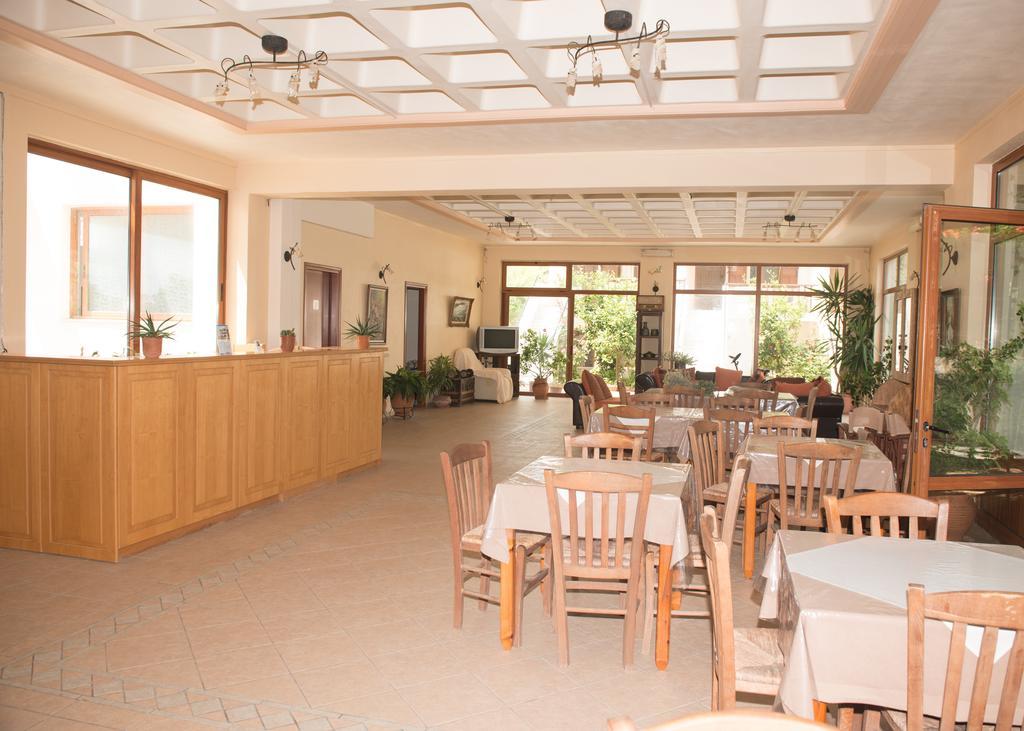 Morfoula Aparthotel Vatera Bagian luar foto