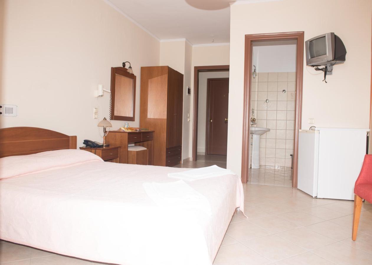 Morfoula Aparthotel Vatera Bagian luar foto